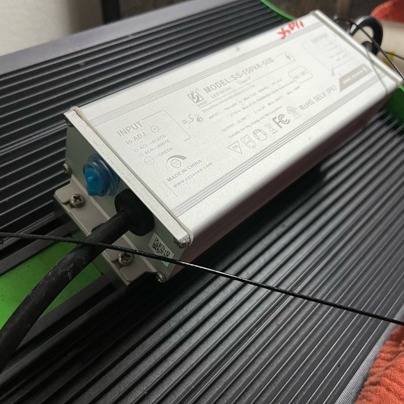 VIPARSPECTRA P1500 LED Grow Light Full Spectrum Grow Lights w/Samsung LEDs - Picture 8 of 14